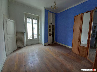 Appartement - 101 m² - 3 pièces