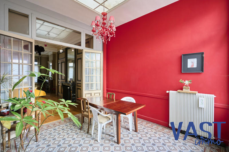 Maison - 183 m² - 6 pièces