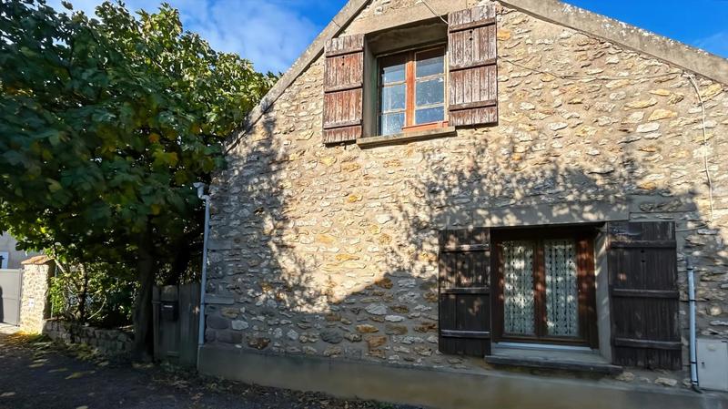 Maison en pierre - 82 m² - 4 pièces