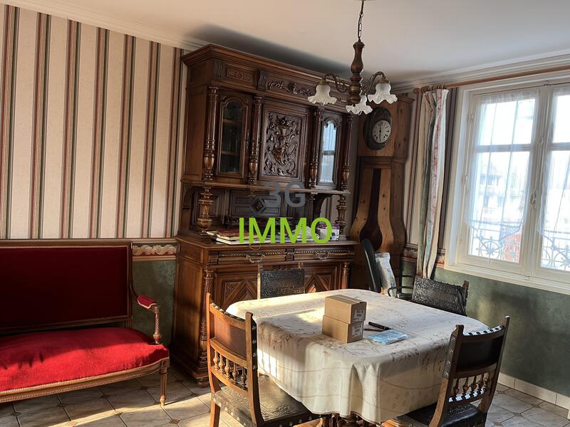 Maison de village - 80 m² - 5 pièces