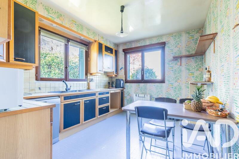 Maison - 170 m² - 8 pièces