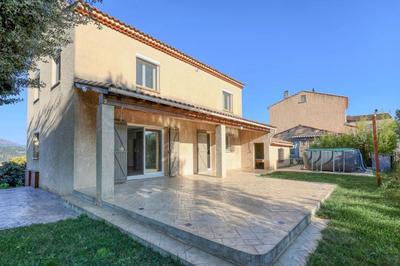 Appartement - 130 m² - 5 pièces