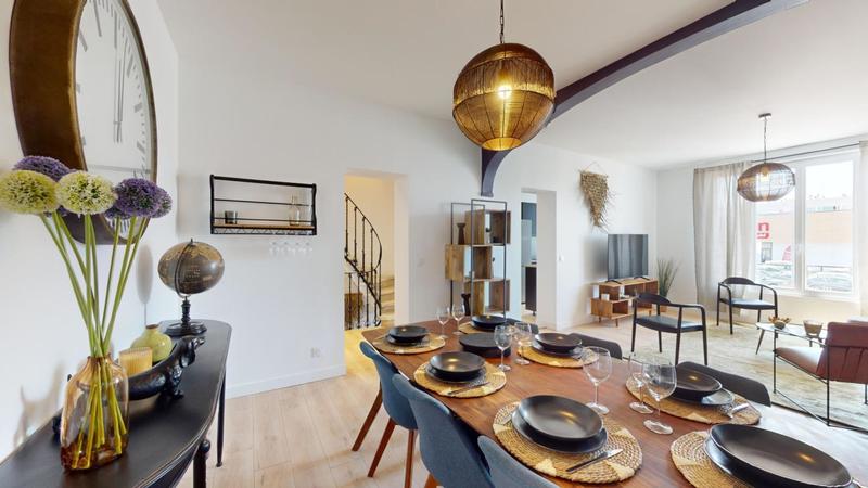 Duplex - 138 m² - 8 pièces