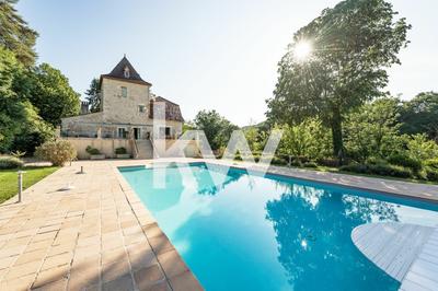 Manoir - 435 m² - 7 pièces