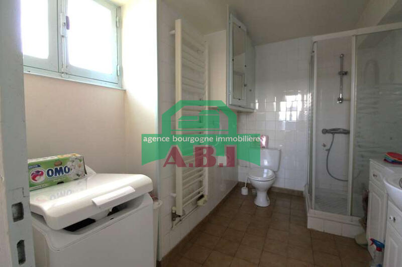 Maison - 413 m² - 8 pièces