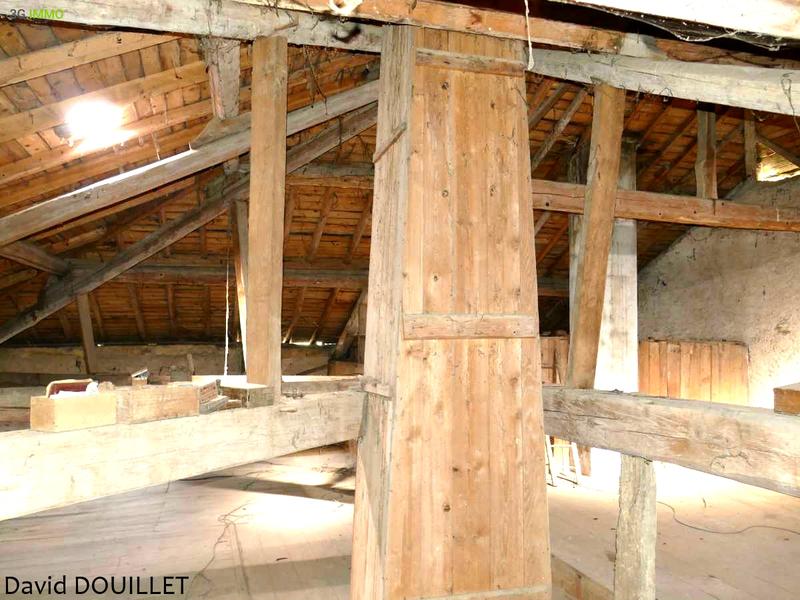 Maison - 225 m² - 9 pièces