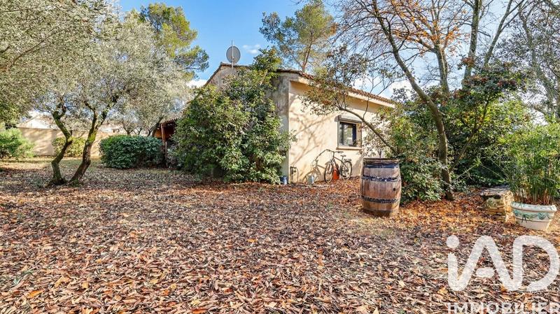 Maison - 230 m² - 8 pièces