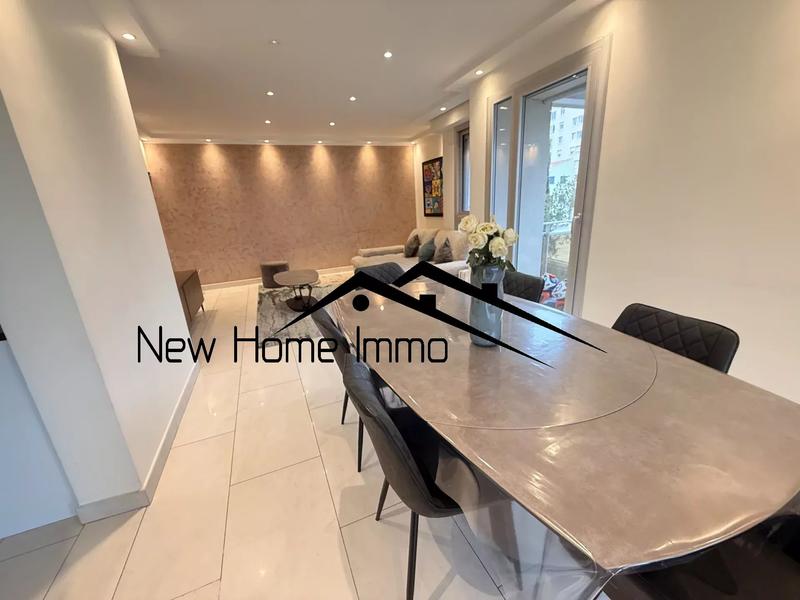 Appartement - 98 m² - 4 pièces