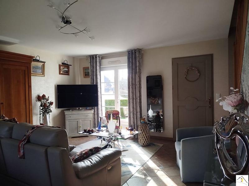 Maison traditionnelle - 95 m² - 5 pièces