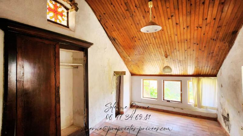 Maison - 100 m² - 100 pièces