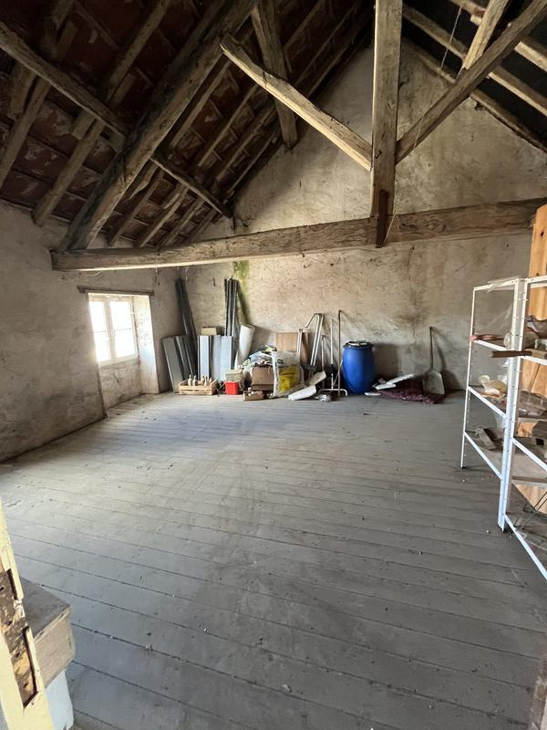 Maison - 280 m² - 9 pièces