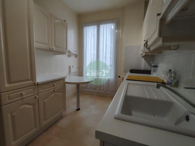 Appartement - 83 m² - 5 pièces