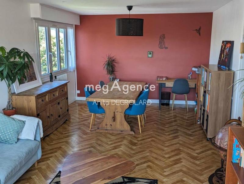 Appartement - 72 m² - 3 pièces