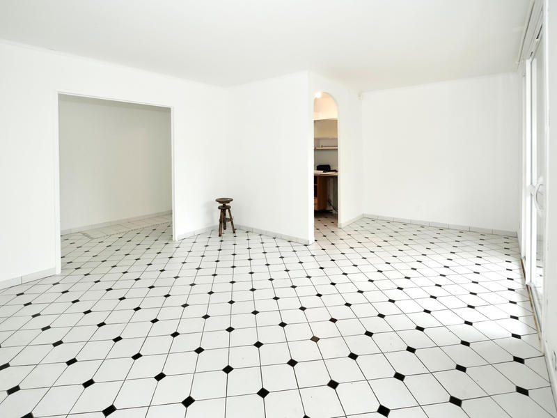 Appartement - 80 m² - 4 pièces