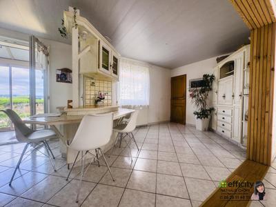 Maison - 148 m² - 6 pièces