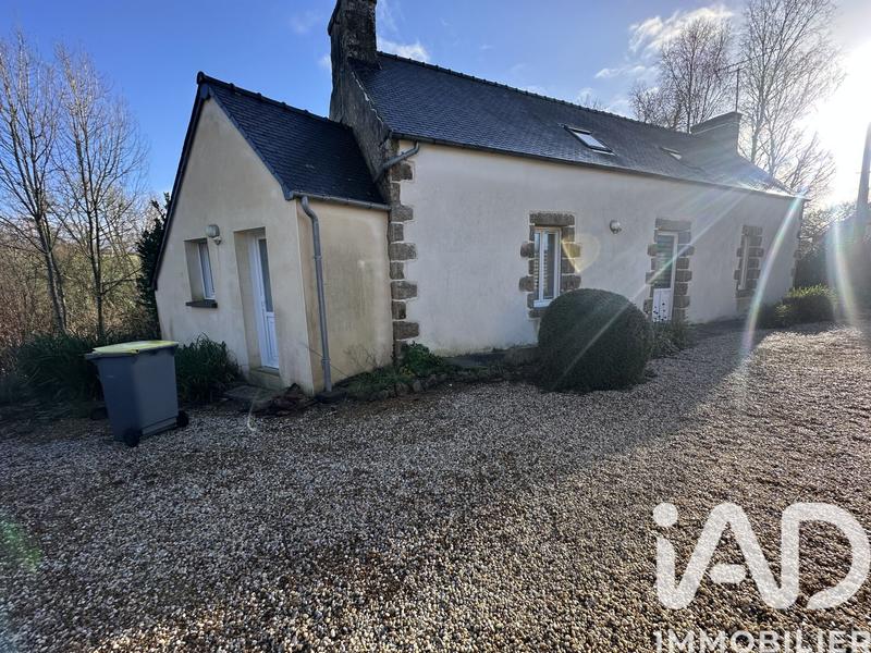 Maison - 90 m² - 5 pièces