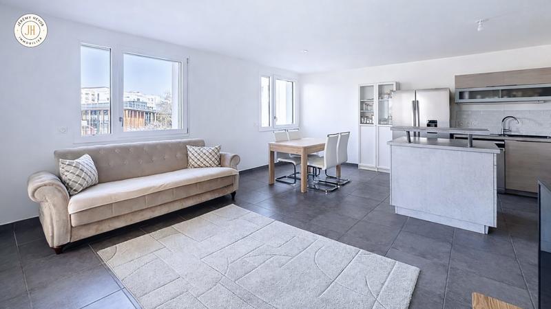 Appartement - 82 m² - 4 pièces