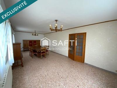 Maison - 137 m² - 5 pièces