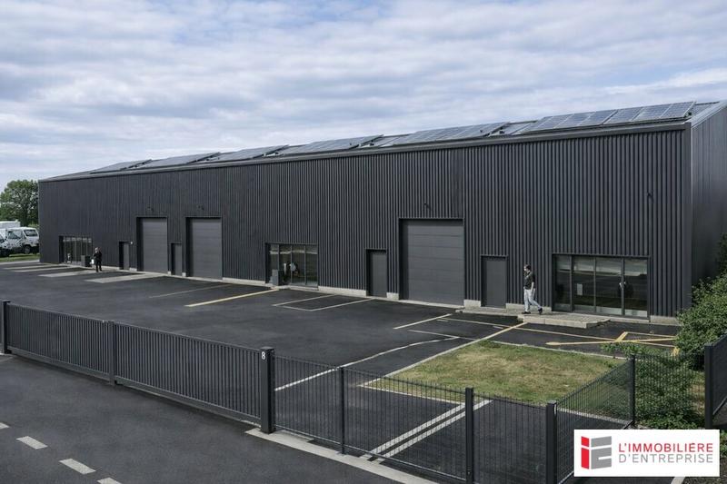 Local d'activité / Entrepôt - 740 m²