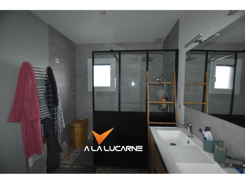 Pavillon - 123 m² - 5 pièces