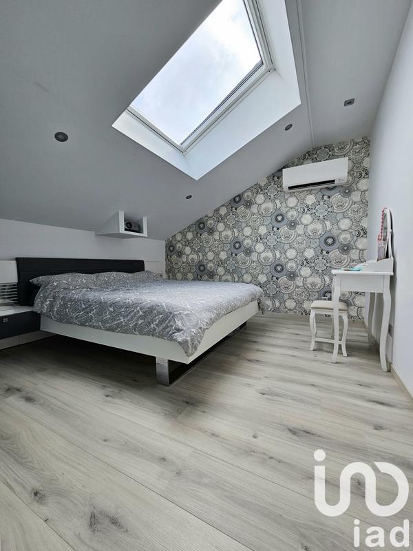 Maison - 183 m² - 5 pièces