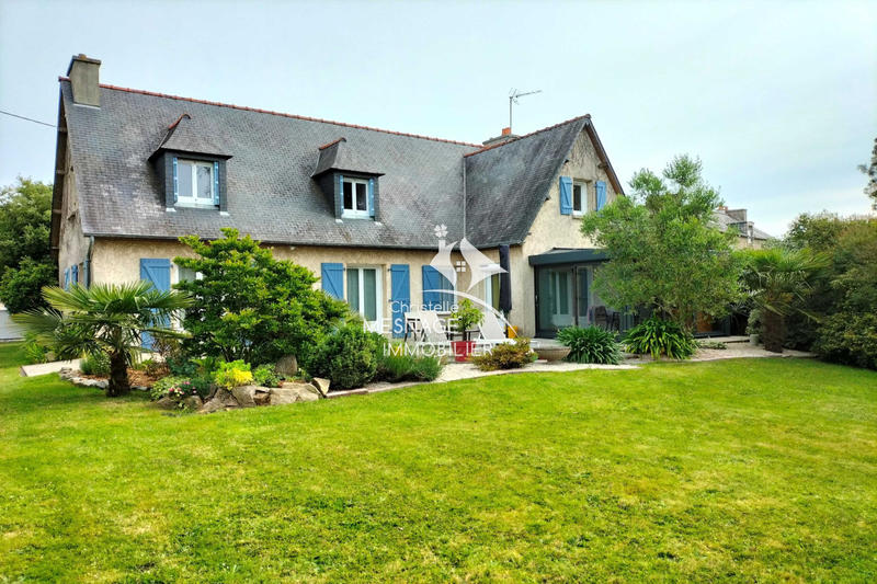 Maison - 165 m² - 6 pièces