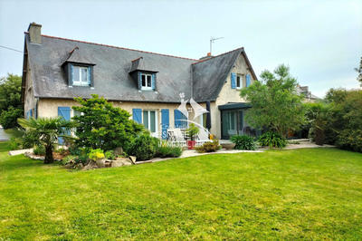 Maison - 165 m² - 6 pièces