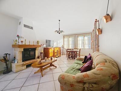 Maison - 137 m² - 4 pièces