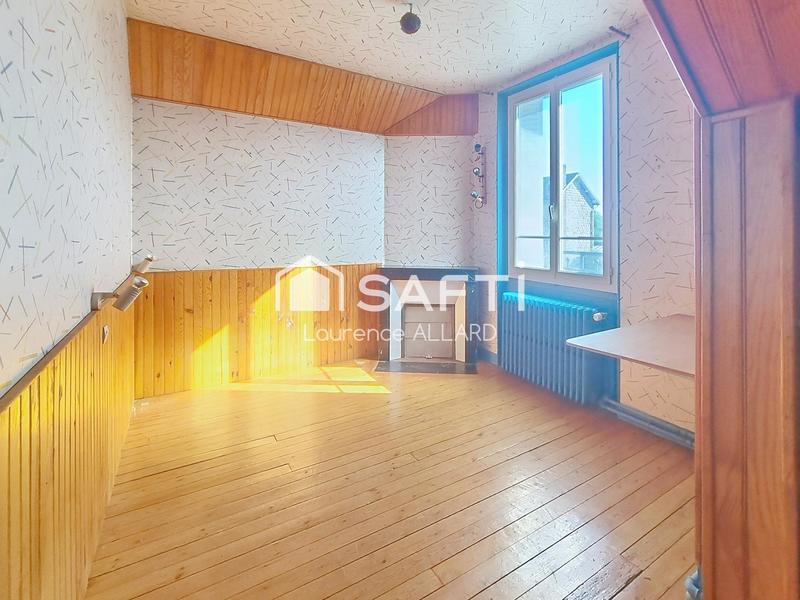 Maison - 137 m² - 7 pièces