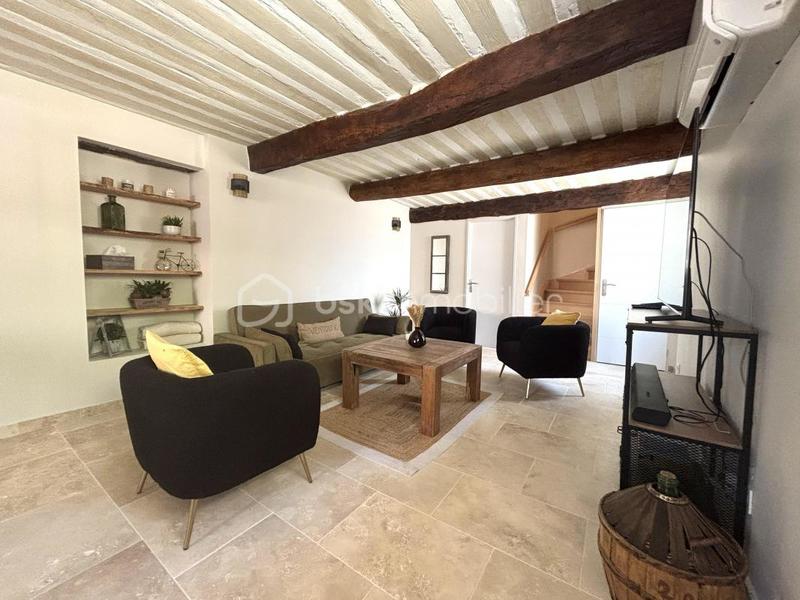 Maison traditionnelle - 94 m² - 4 pièces