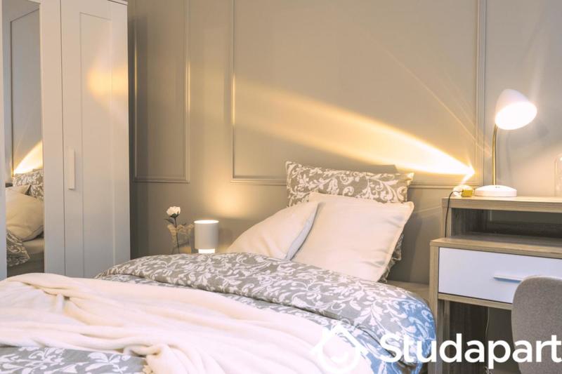 Chambre - 10 m² - 1 pièce