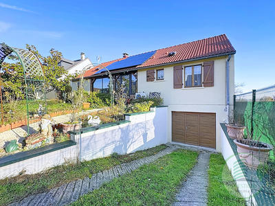 Maison - 98 m² - 5 pièces