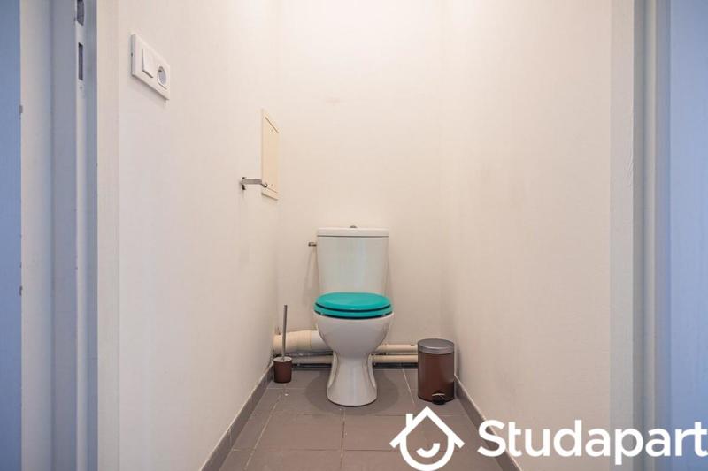 Chambre - 12 m² - 1 pièce