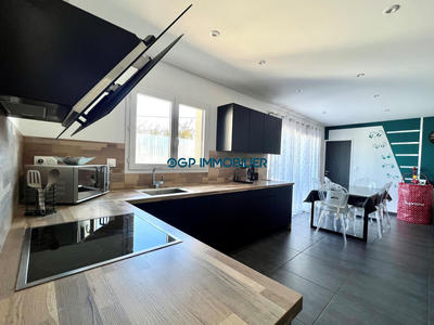 Maison contemporaine - 95 m² - 6 pièces