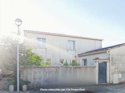 Maison de maîtres - 200 m² - 5 pièces