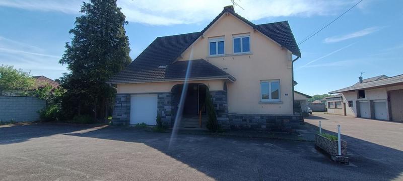 Maison - 193 m² - 7 pièces