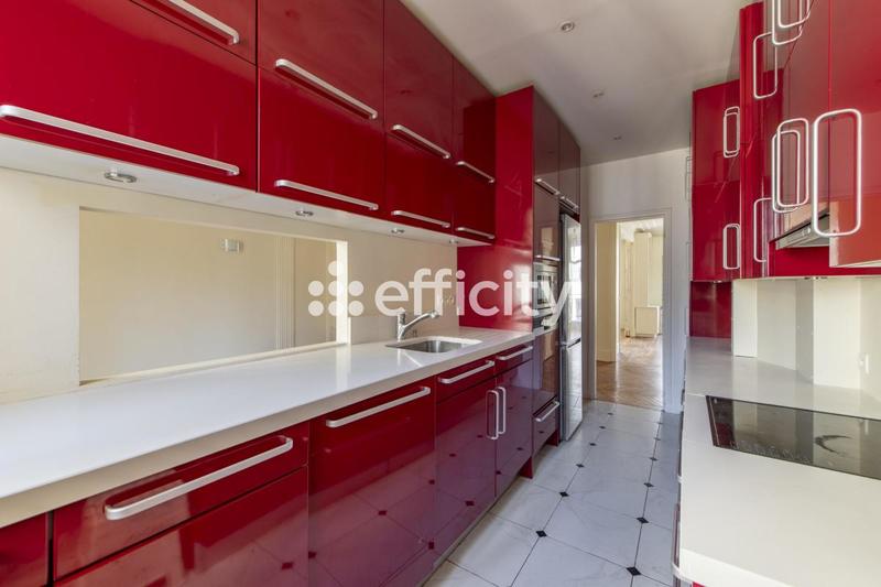 Appartement - 174 m² - 6 pièces