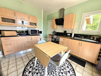 Maison - 80 m² - 4 pièces