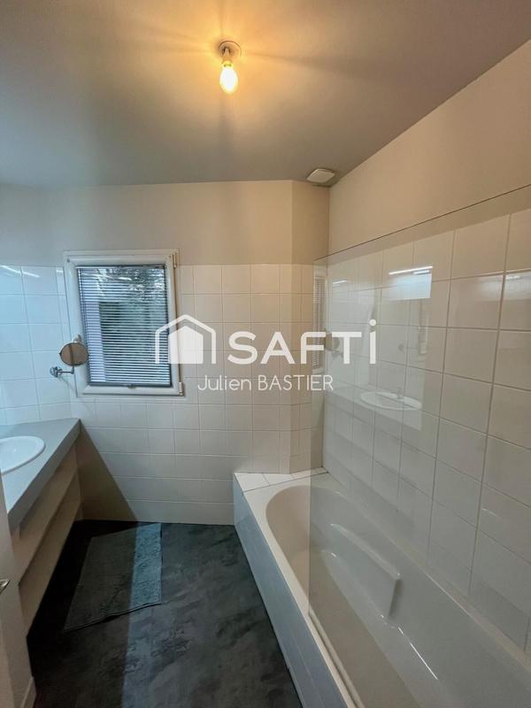 Maison - 127 m² - 6 pièces