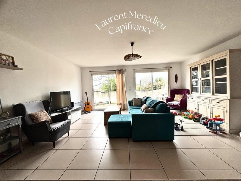 Maison - 102 m² - 4 pièces