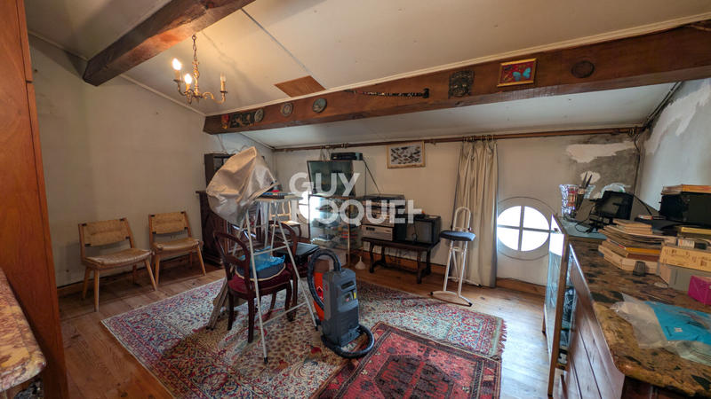 Maison - 231 m² - 8 pièces