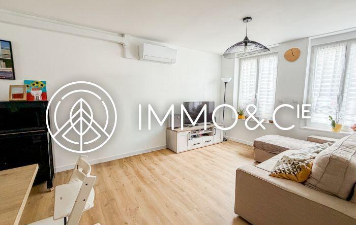 Maison - 95 m² - 4 pièces