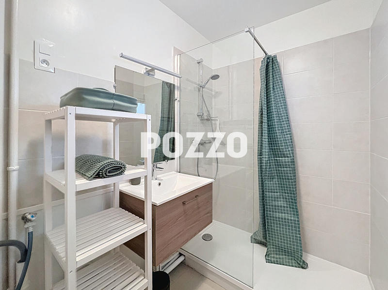 Chambre - 15 m² - 1 pièce