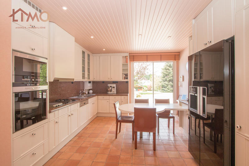 Maison - 344 m² - 7 pièces