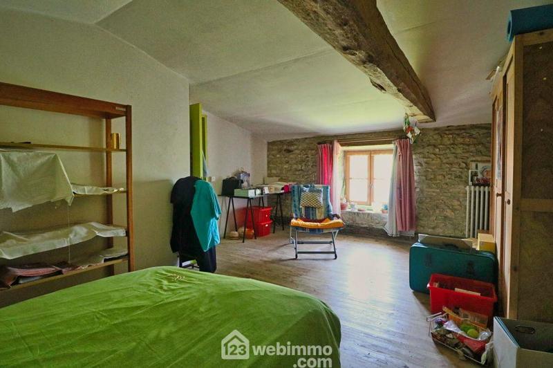 Maison - 295 m² - 11 pièces