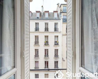 Chambre - 90 m² - 1 pièce