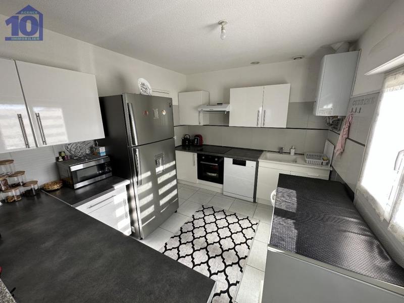 Maison - 175 m² - 8 pièces