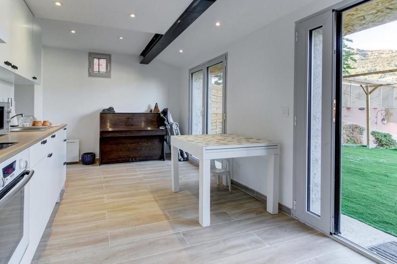 Maison de ville - 121 m² - 6 pièces