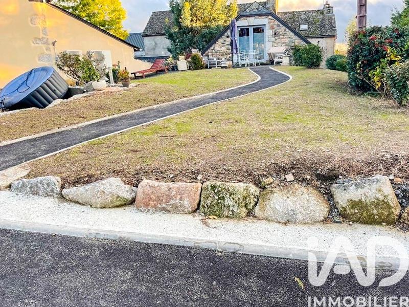 Maison - 596 m² - 18 pièces