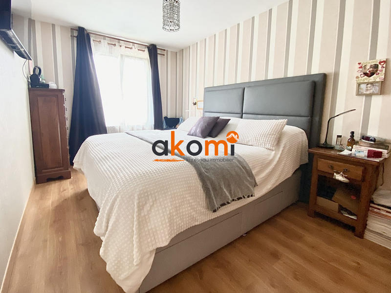 Maison - 95 m² - 5 pièces